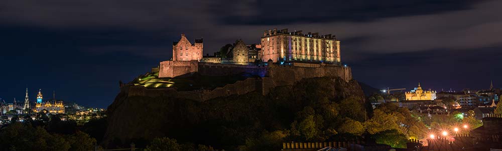 Edinburgh Castle bei nacht