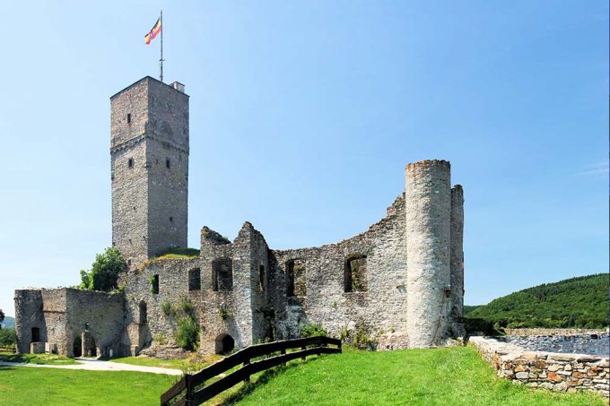 Burg Königstein im Taunus