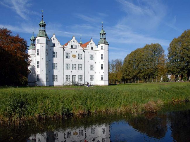 Schloss Ahrensburg