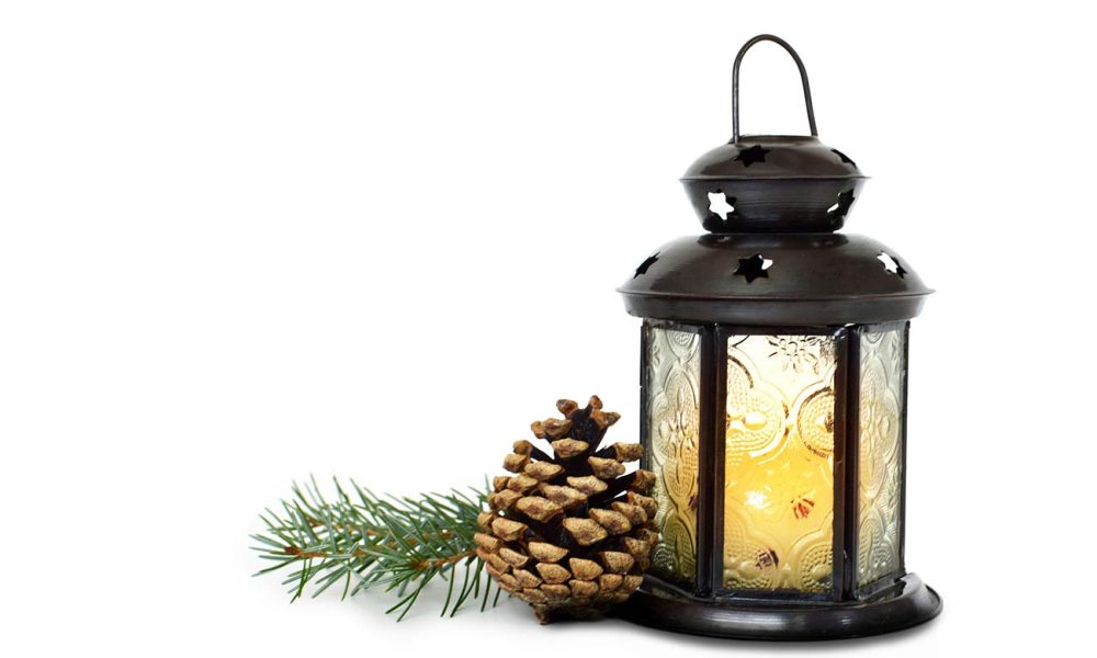 laterne mit tannenzapfen weihnachten